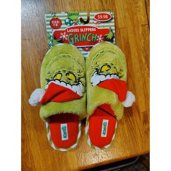 Grinch slip-on fuzzy slippers Santa hat women's 7-8 nwt - Picture 3 of 3